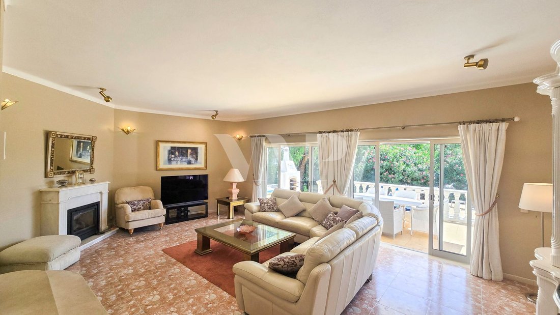 Villa in Quarteira, Algarve, Portugal 2 - 18585459