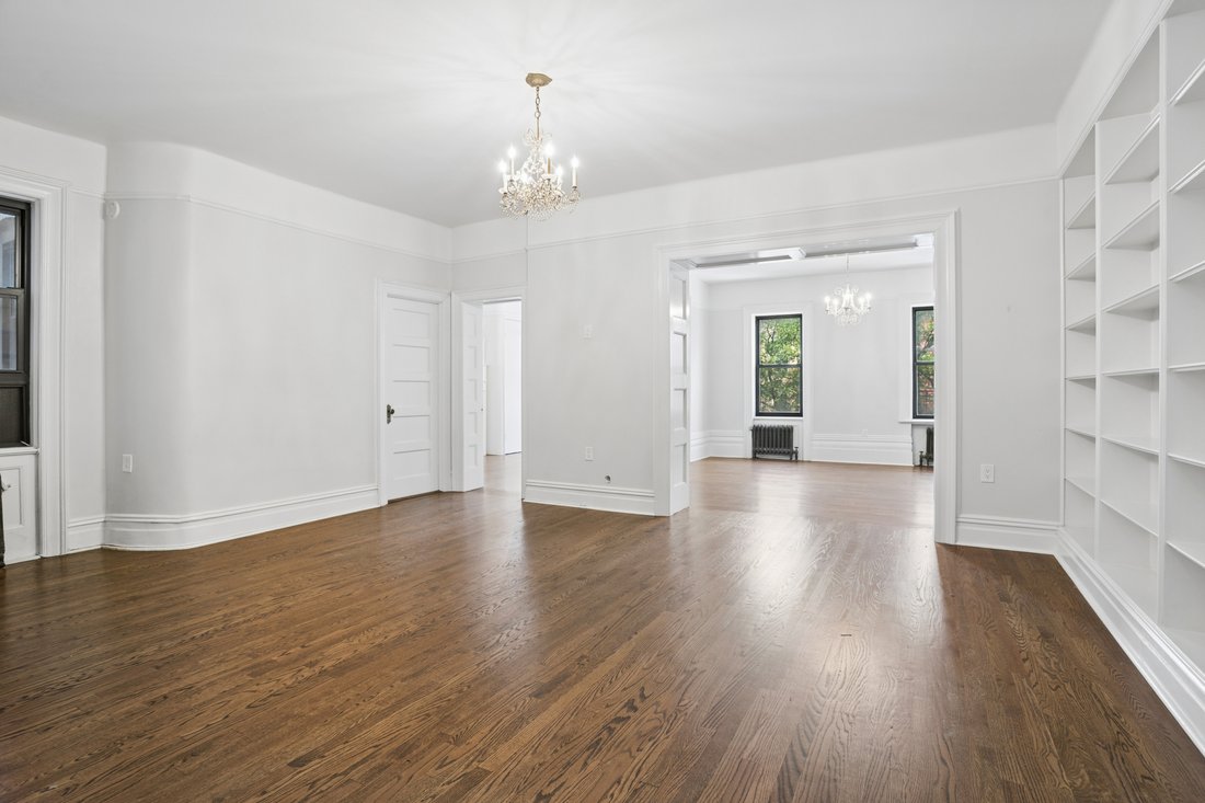 Co Op in New York, New York, United States 1 - 18585142