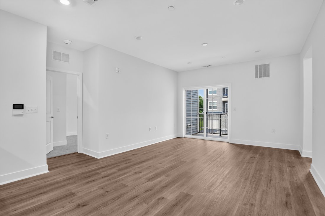Condo in Monroe Township, New Jersey, United States 5 - 18533357