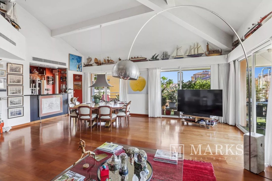 Apartment in Le Port, Nice, France 5 - 18582413