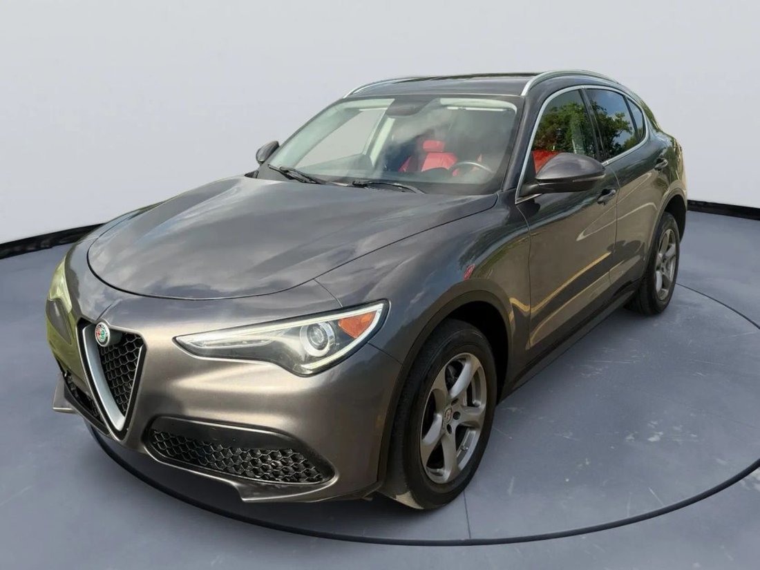 Suv in Houston, TX, United States 2 - 18582579