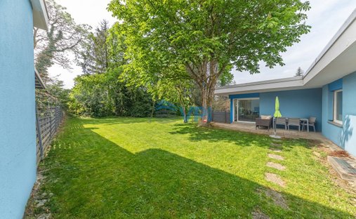 House in Meyrin, Genève, Switzerland 1