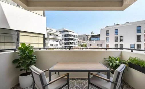 Apartment in Tel Aviv-Yafo, Tel Aviv District, Israel 1
