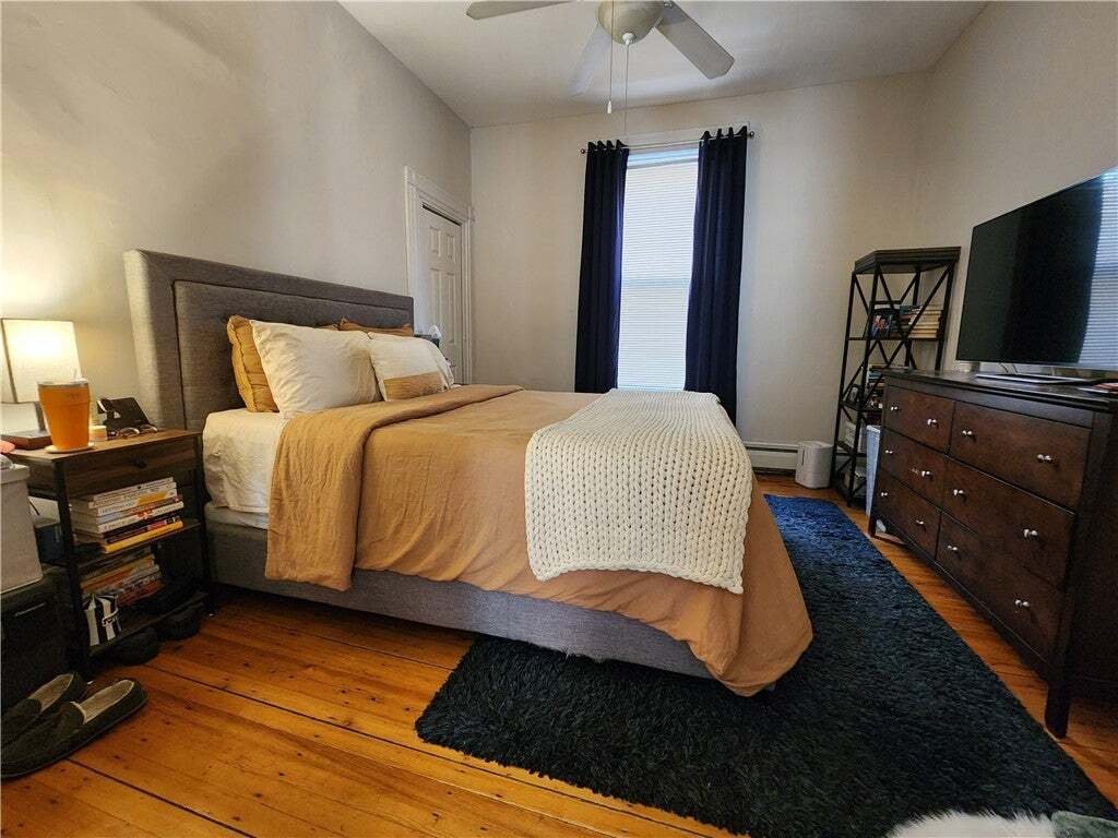 Providence, Rhode Island, United States 4 - 18449031