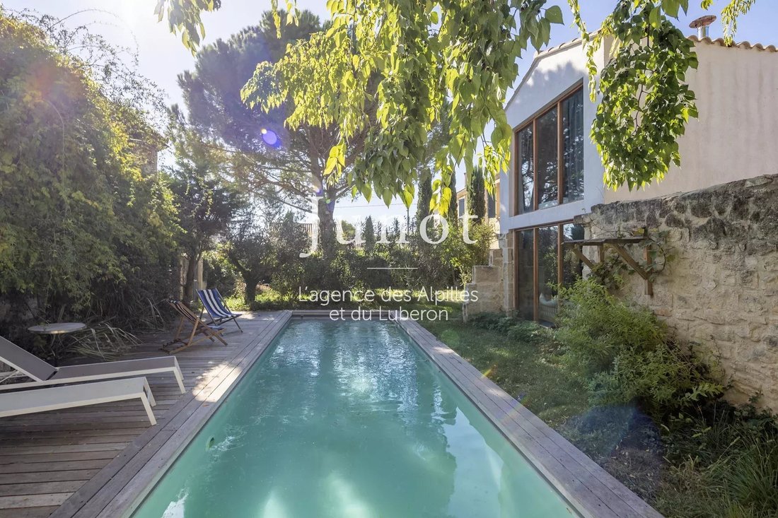 House in Arles, Provence-Alpes-Côte d'Azur, France 3 - 18582503