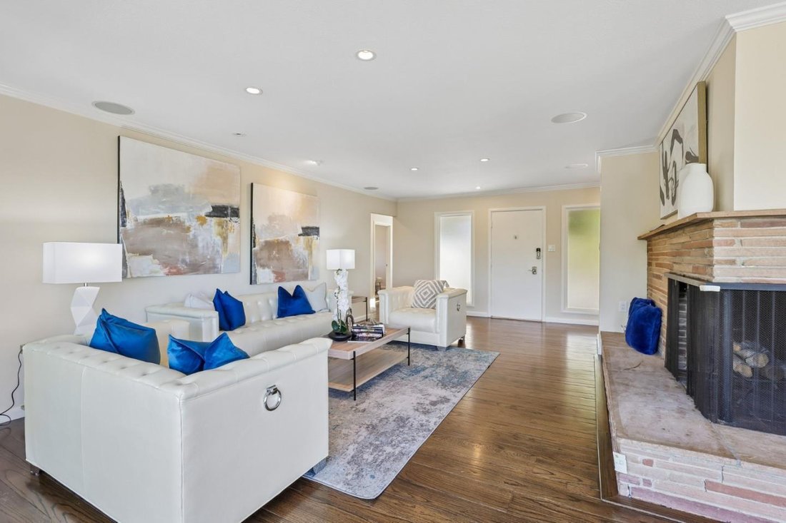 House in Burlingame, California, United States 4 - 18584383