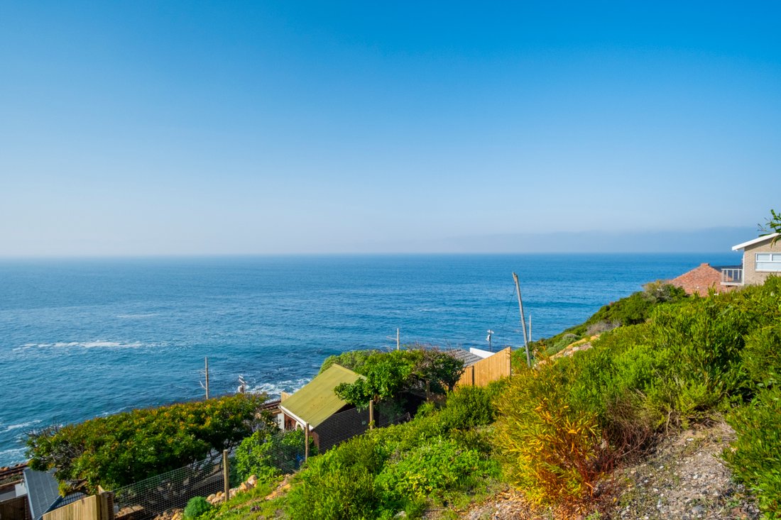 House in Fish Hoek, Cape Town, South Africa 3 - 18345001