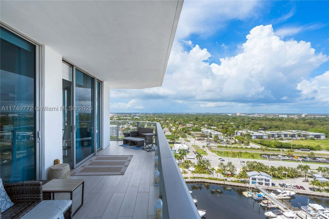Condo in North Miami Beach, Florida, United States 5 - 16635902
