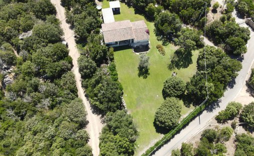 Villa in Centro, Olbia, Italy 1