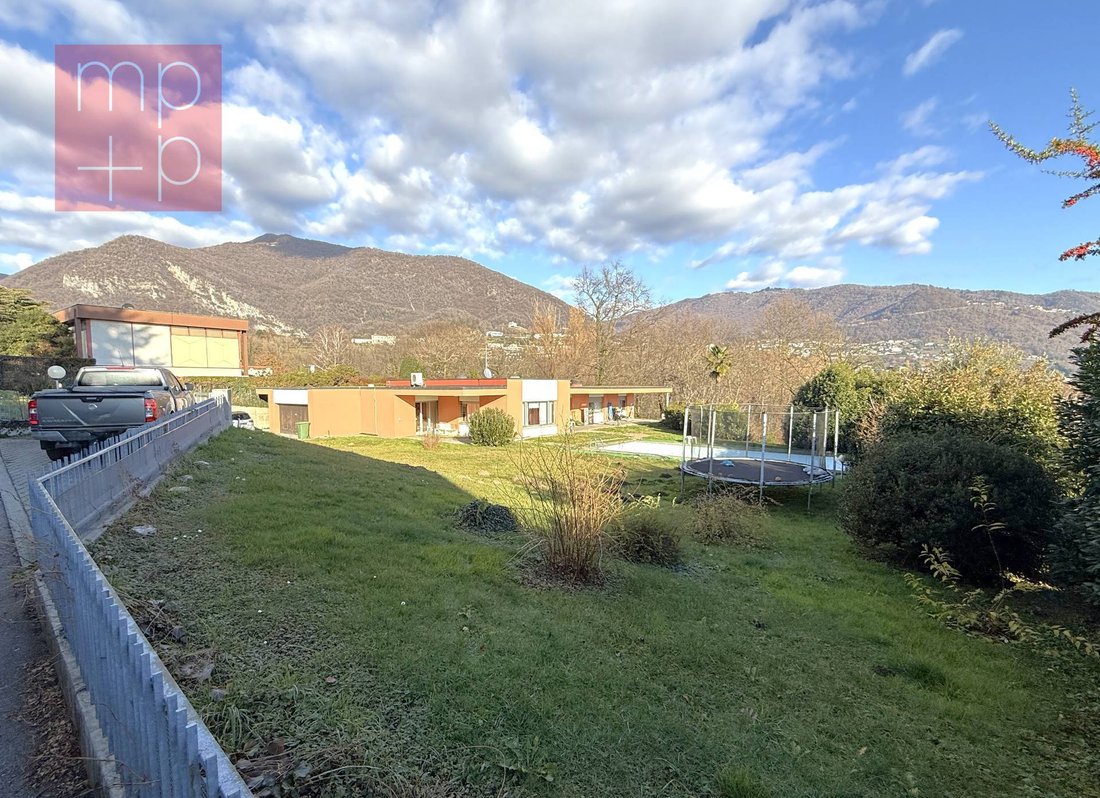 Villa in Coldrerio, Ticino, Switzerland 1 - 18580879