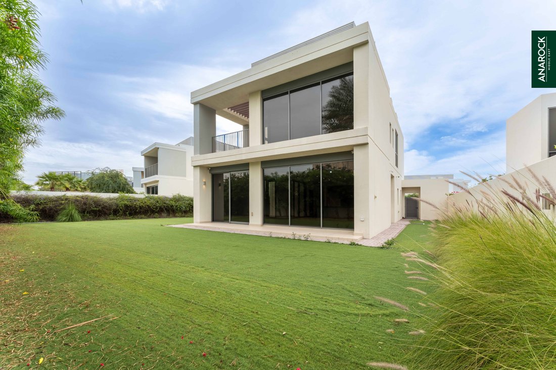Villa in Dubai Hills Estate, Dubai, United Arab Emirates 2 - 18498942
