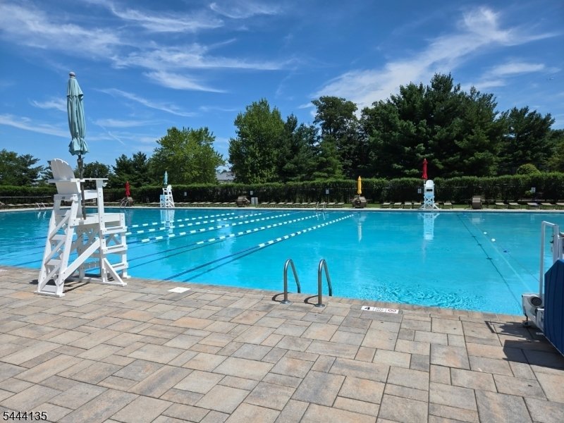 Condo in Basking Ridge, New Jersey, United States 2 - 18422689