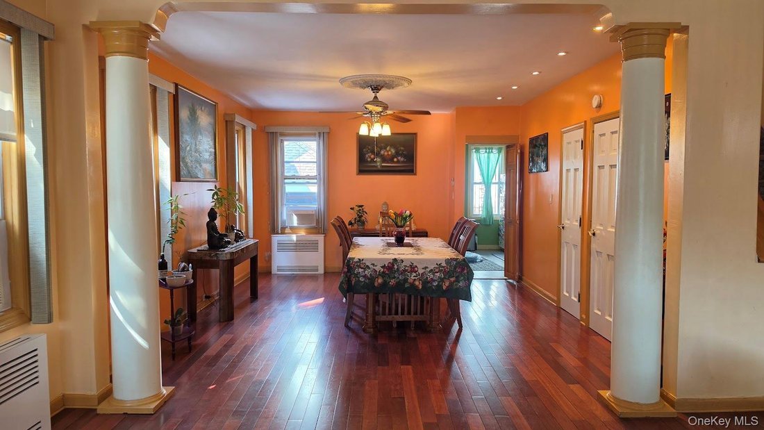 House in New York, New York, United States 4 - 18583857