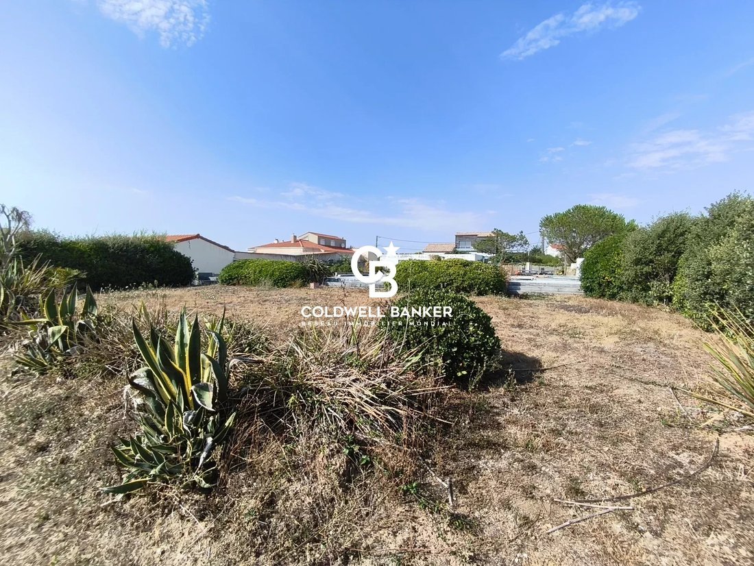 Land in Les Sables-d'Olonne, Pays de la Loire, France 4 - 18582343