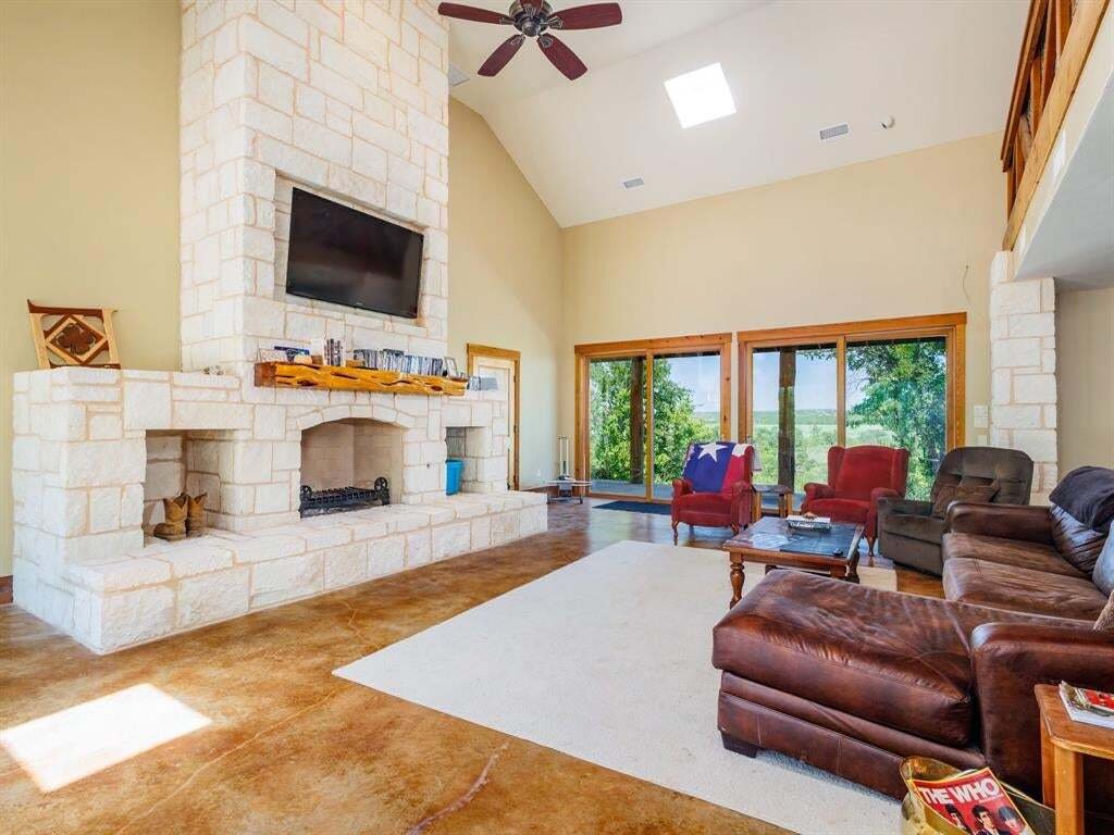 House in Voss, Texas, United States 4 - 18585004