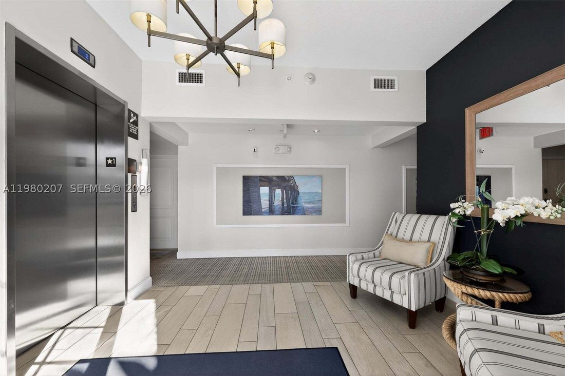 Cooperativa a North Palm Beach, Florida, Stati Uniti 3 - 17390313