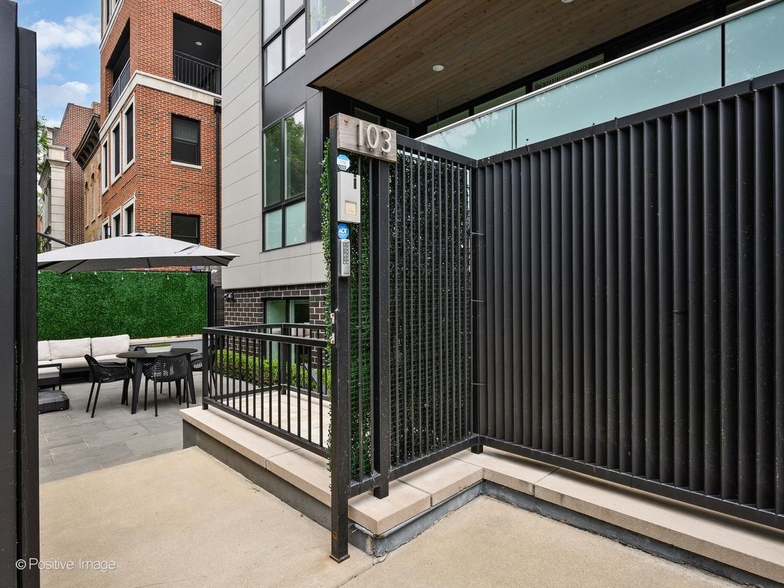 Condo in Chicago, Illinois, United States 3 - 18584500