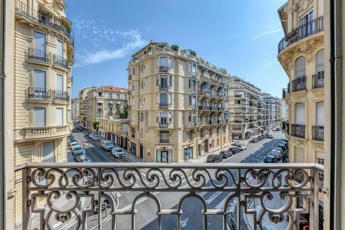 Apartment in Nice, Provence-Alpes-Côte d'Azur, France 1 - 18582247