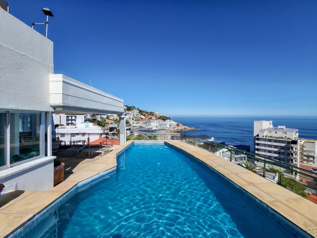 House in Bakoven, Cape Town, South Africa 1 - 18586061