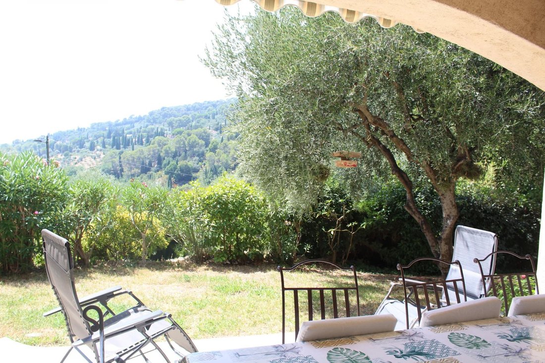 Villa in Grasse, Provence-Alpes-Côte d'Azur, France 2 - 18146444
