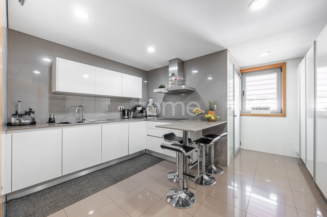 Apartment in Aguas Santas, Porto District, Portugal 1 - 18585496
