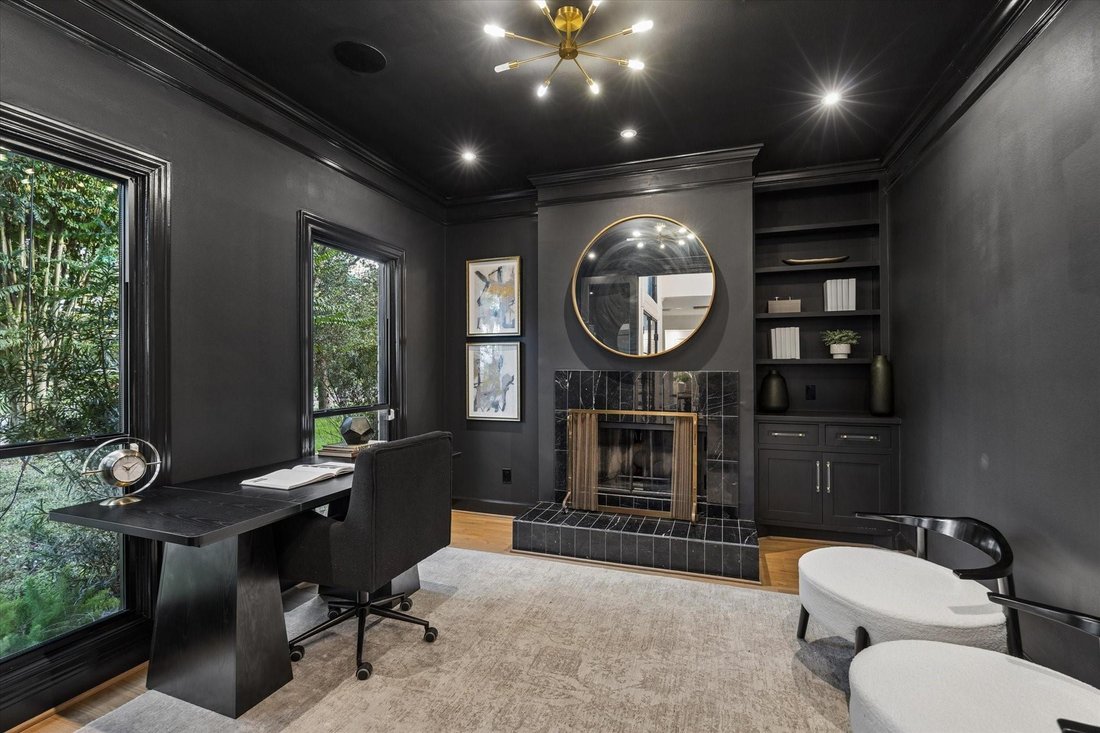 House in Houston, Texas, United States 5 - 18581999