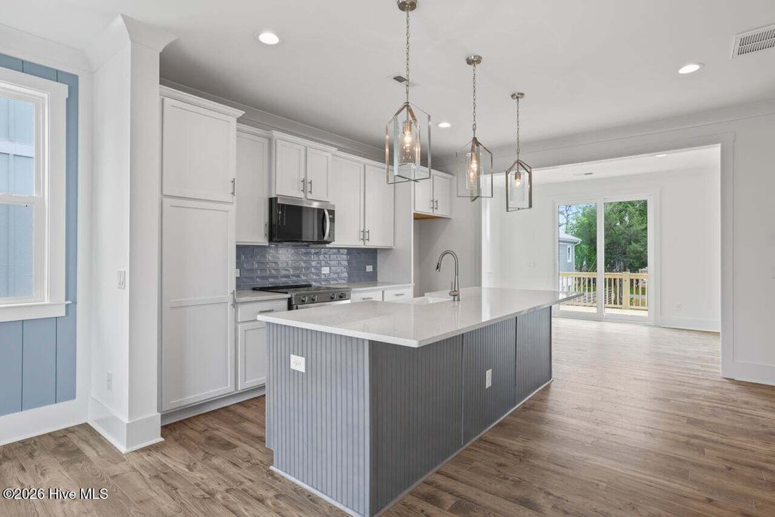 Townhouse in Carolina Beach, North Carolina, United States 5 - 18584729