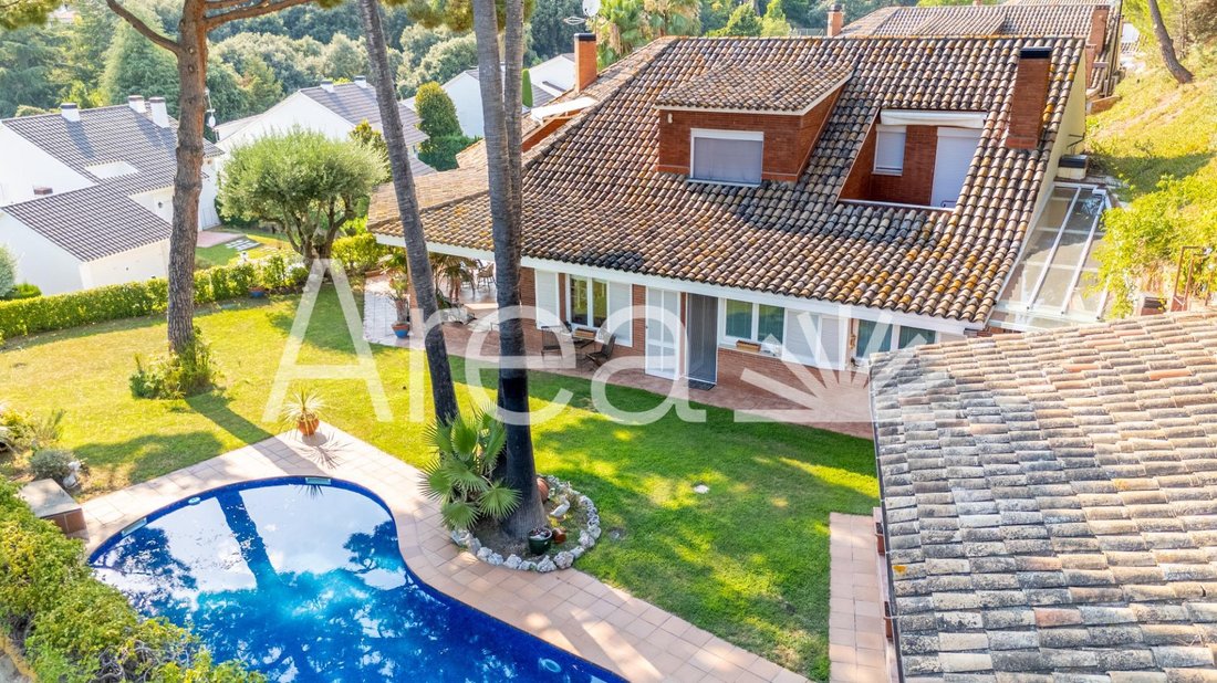Villa in Sant Vicenc de Montalt, Catalonia, Spain 2 - 18583180