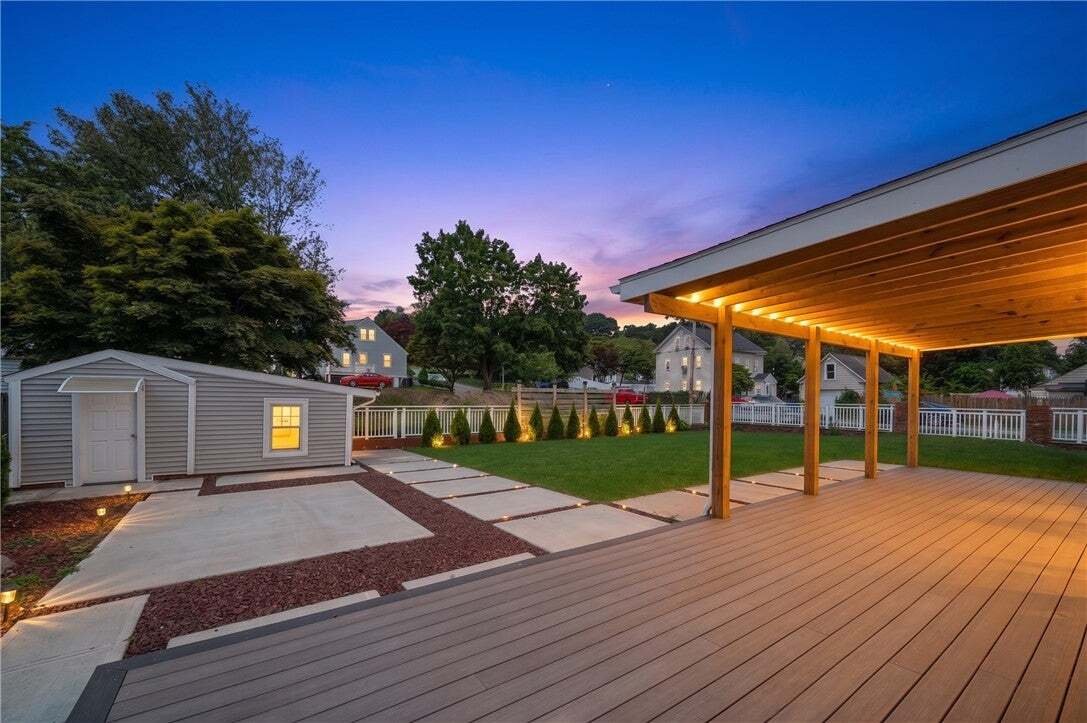 House in Johnston, Rhode Island, United States 2 - 18583883