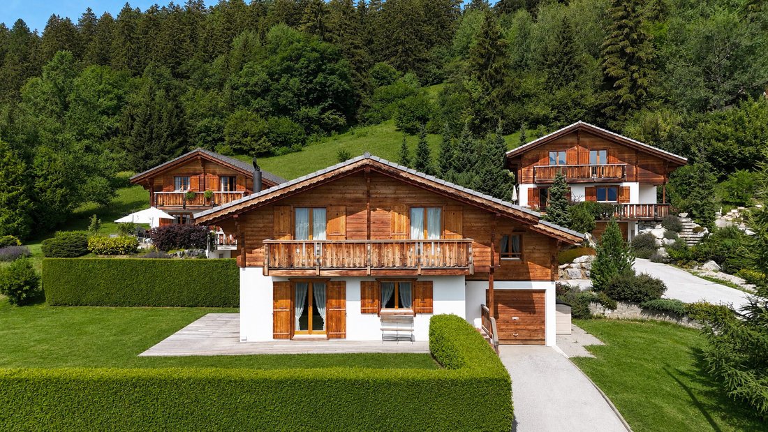 Chalet in Crans-Montana, Valais, Switzerland 2 - 18580654