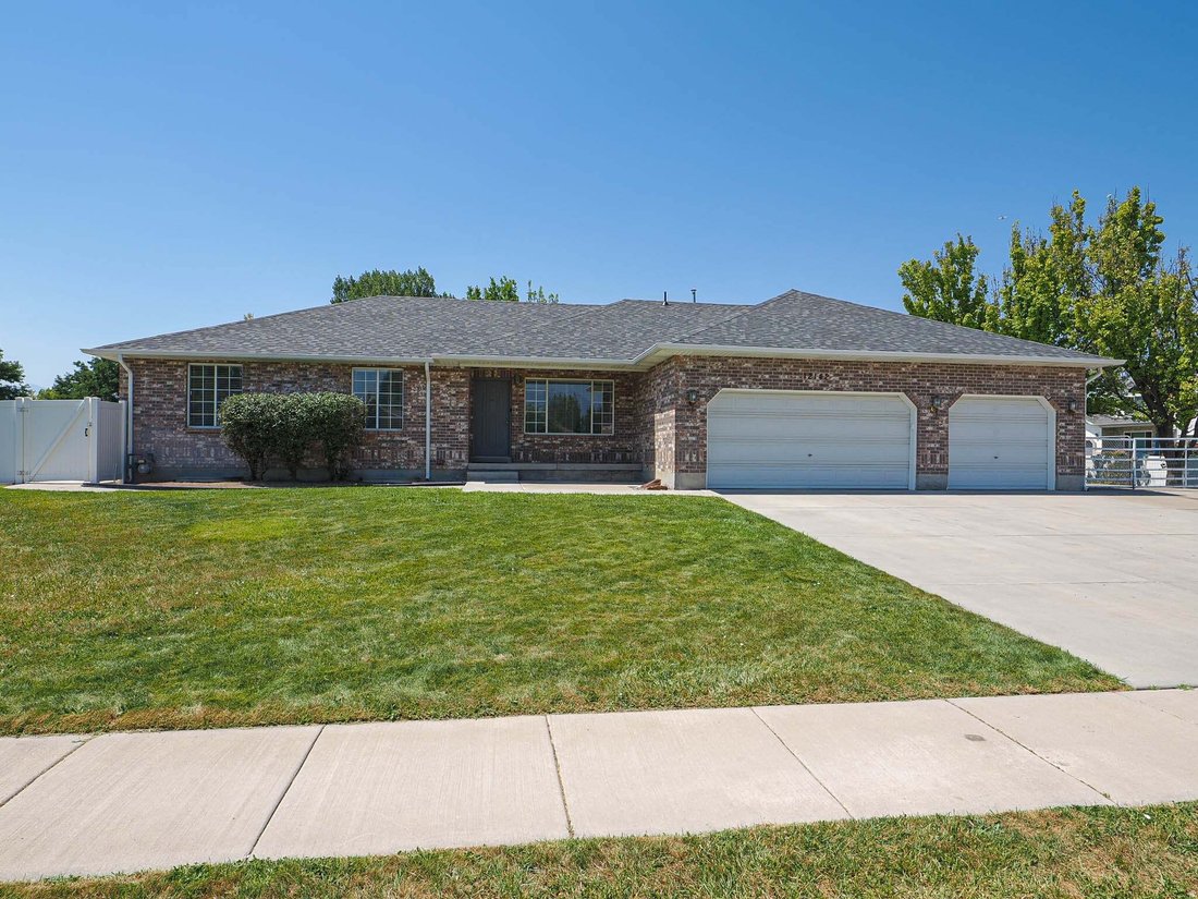 House in Riverton, Utah, United States 1 - 18584054