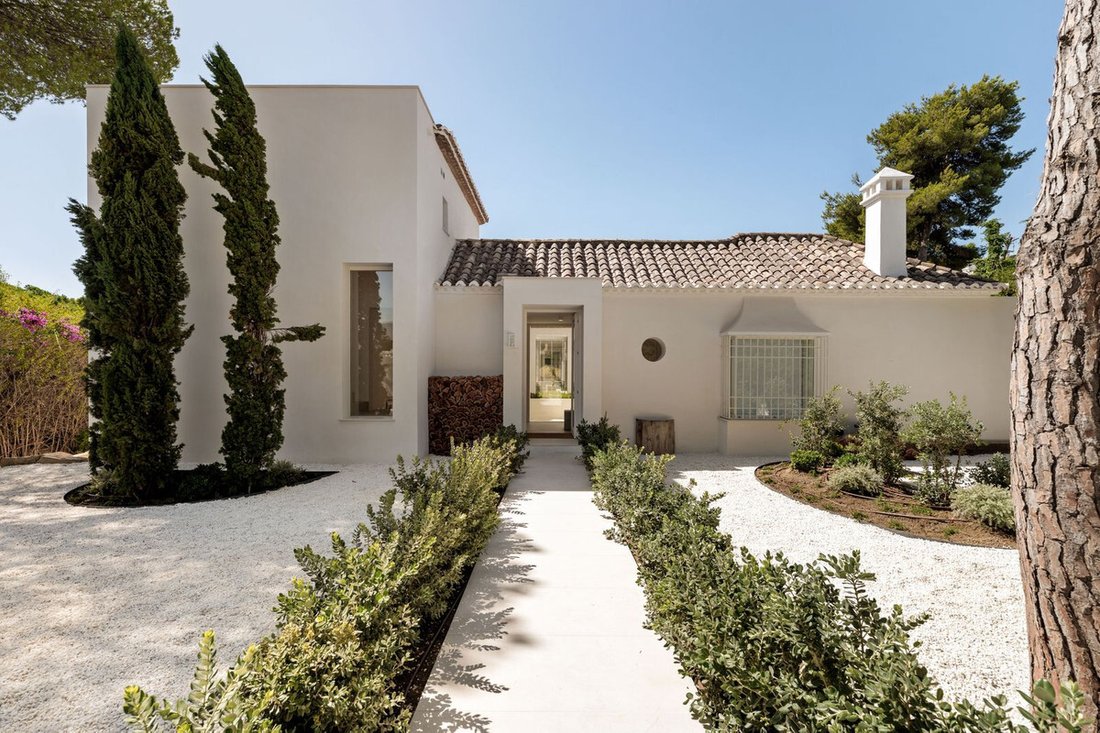 Villa in Estepona, Andalusia, Spain 1 - 18582248