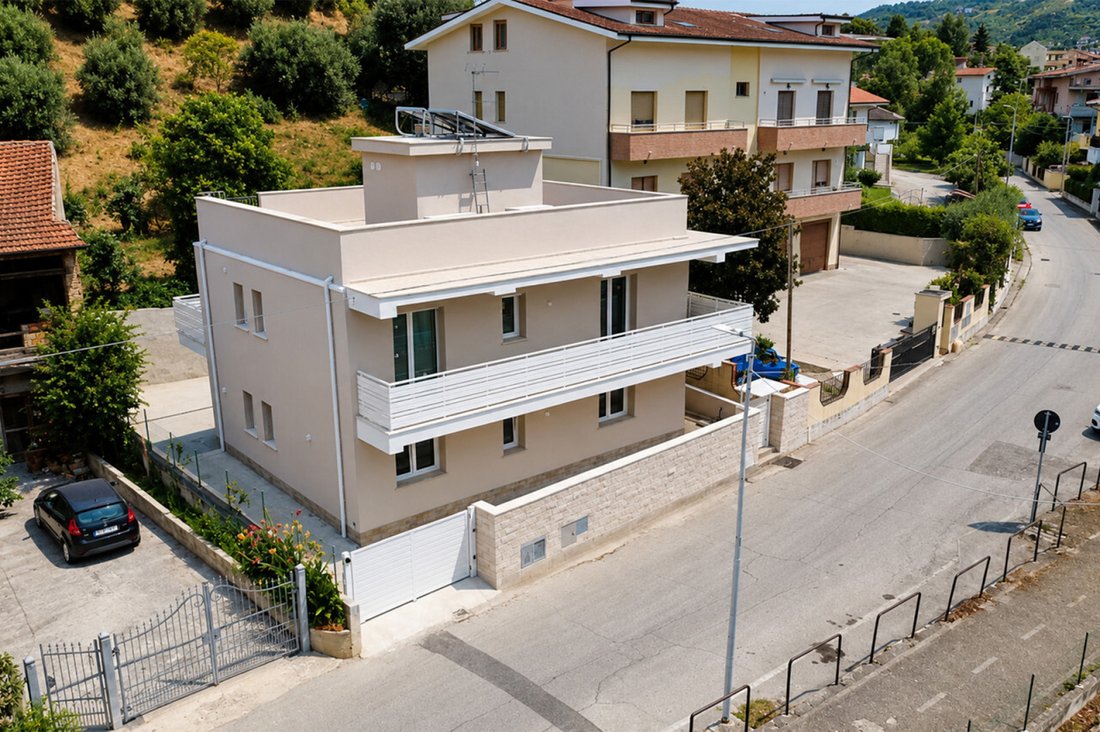 House in Sambuceto, Abruzzo, Italy 1 - 18585535