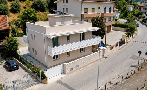 House in Sambuceto, Abruzzo, Italy 1