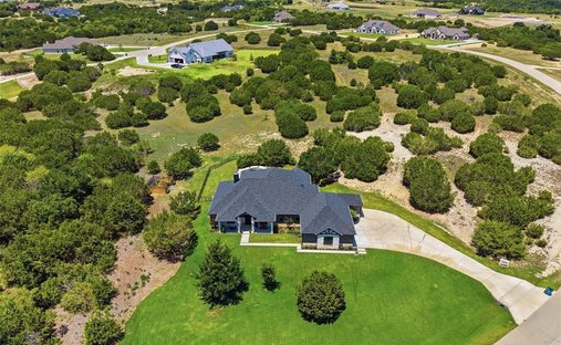 House in Granbury, Texas, United States 1