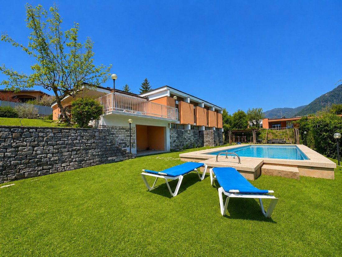 Villa in Coldrerio, Ticino, Switzerland 2 - 18580632