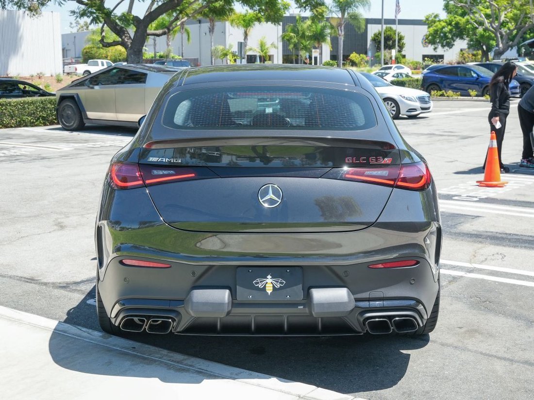 Suv in Costa Mesa, CA, United States 4 - 18544251