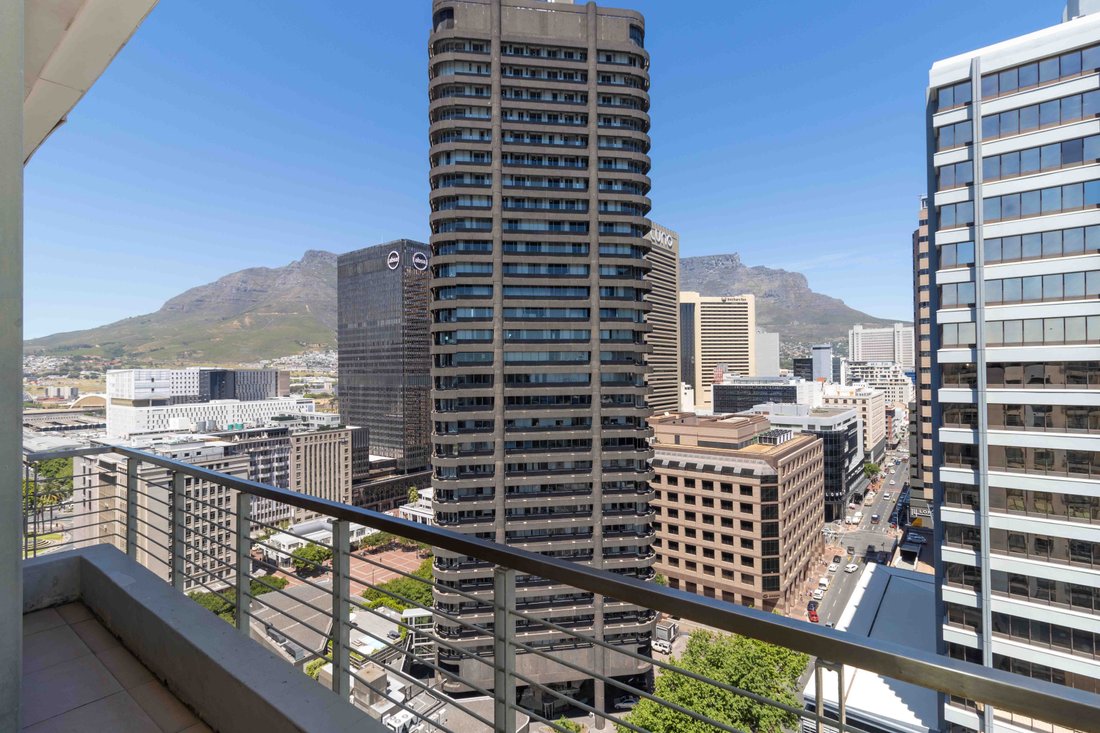 Apartment in Cape Town, Western Cape, South Africa 2 - 18582674