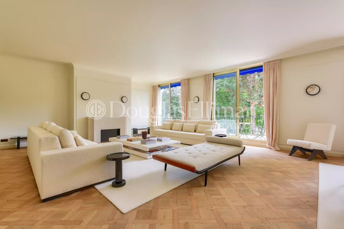 Apartment in Chaillot, Paris 16e Arrondissement, Paris 3 - 18582414