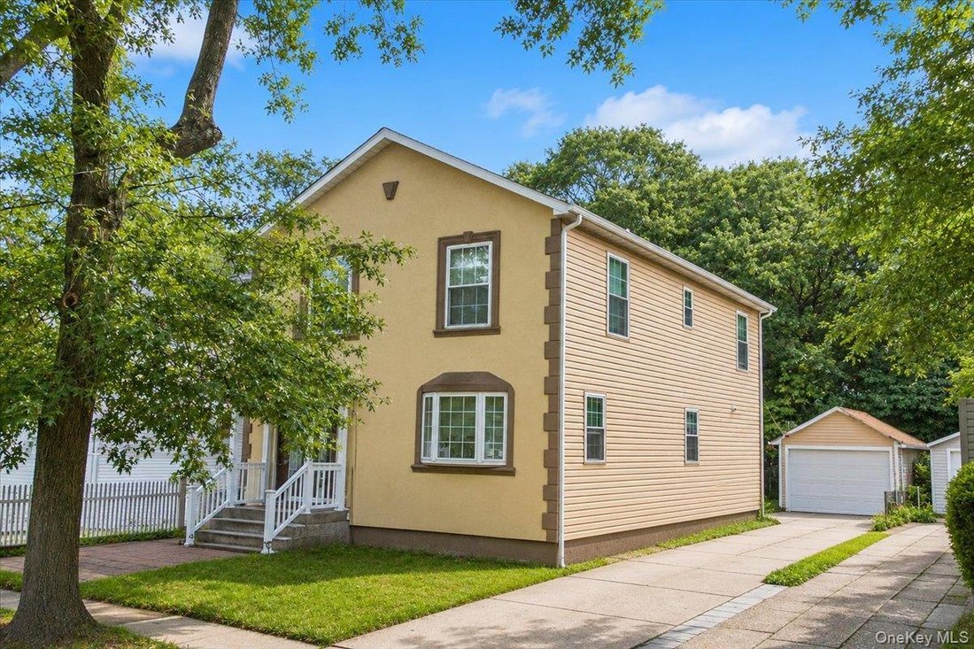 House in West Hempstead, New York, United States 3 - 18581447