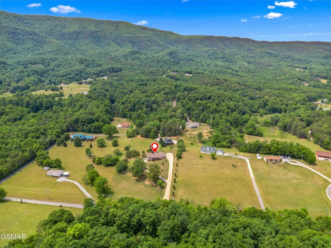 House in Cosby, Tennessee, United States 4 - 18581697