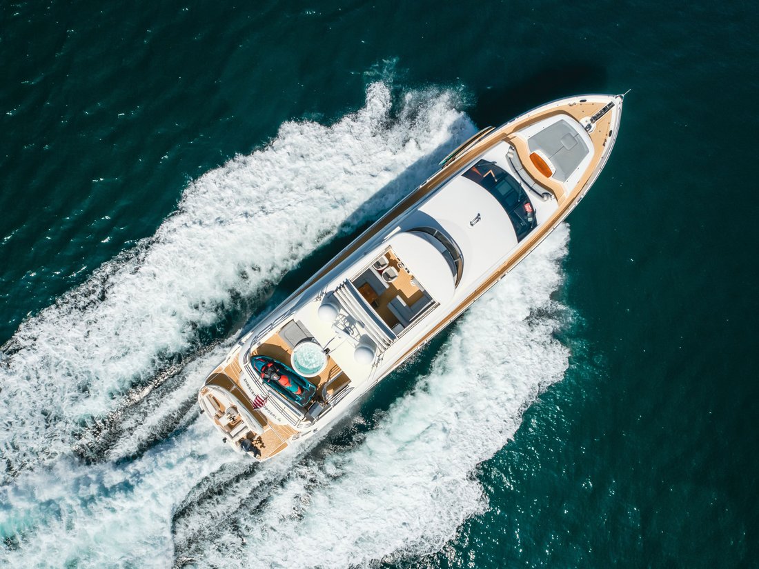 Motor Yacht in United States 2 - 18581931