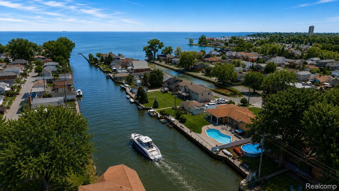 Haus in Sankt Clair Shores, Michigan, Vereinigte Staaten 1 - 18152534