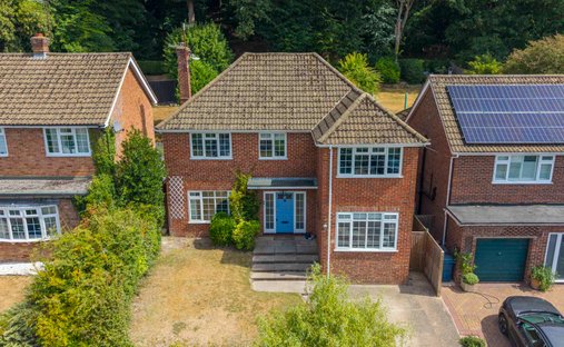 House in Hughenden Valley, England 1