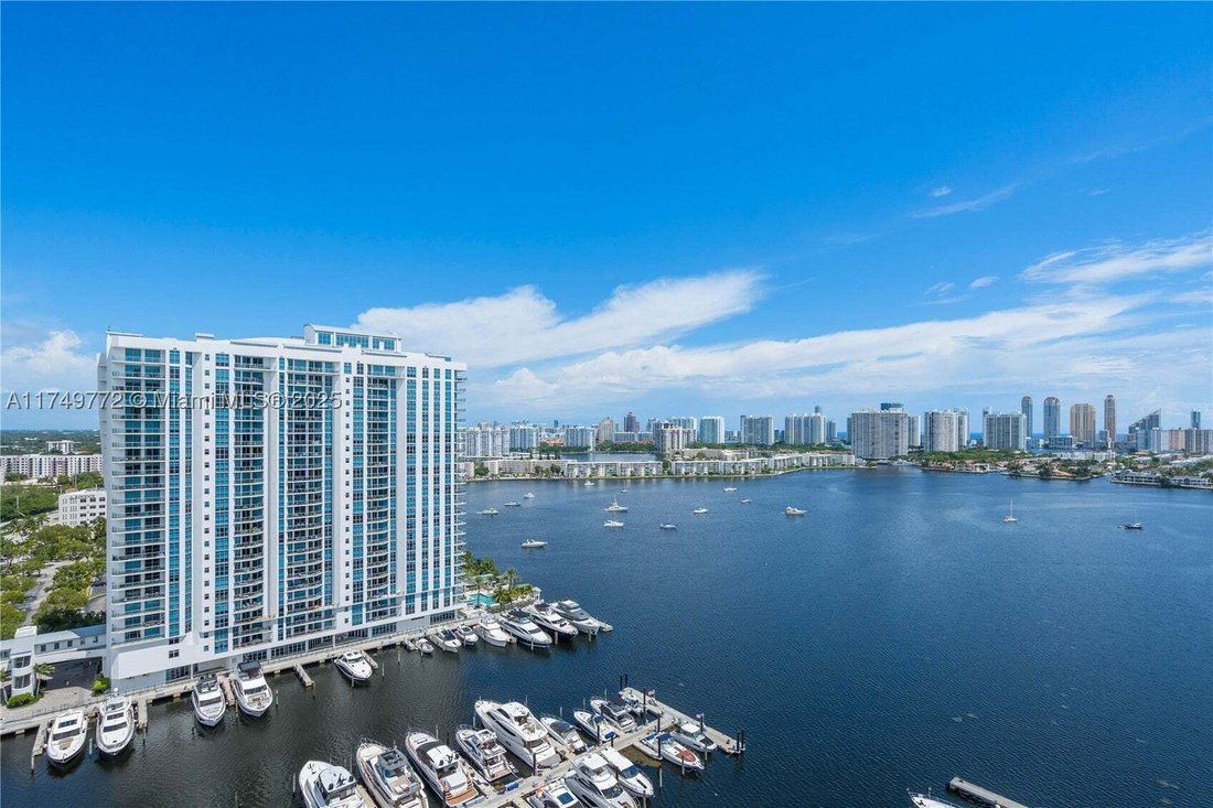 Condo in North Miami Beach, Florida, United States 3 - 16635902