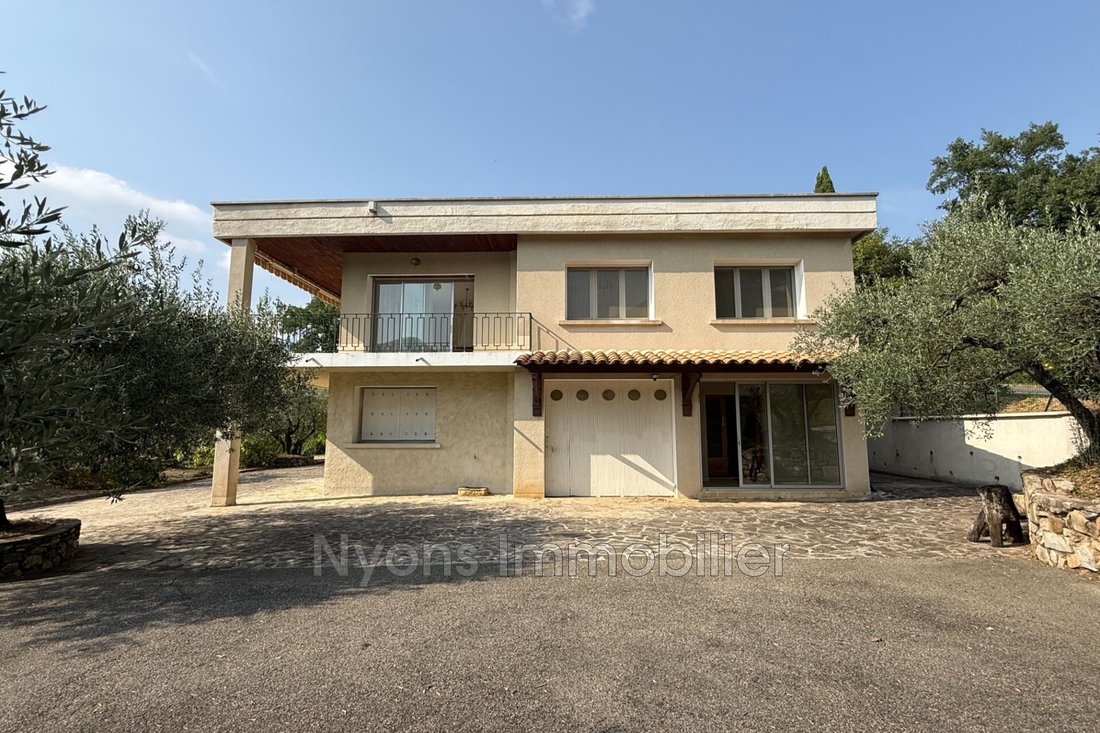 Villa in Centre, Nyons, France 1 - 15670726