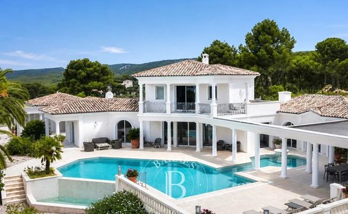 Estate in La Ciotat, Provence-Alpes-Côte d'Azur, France 1