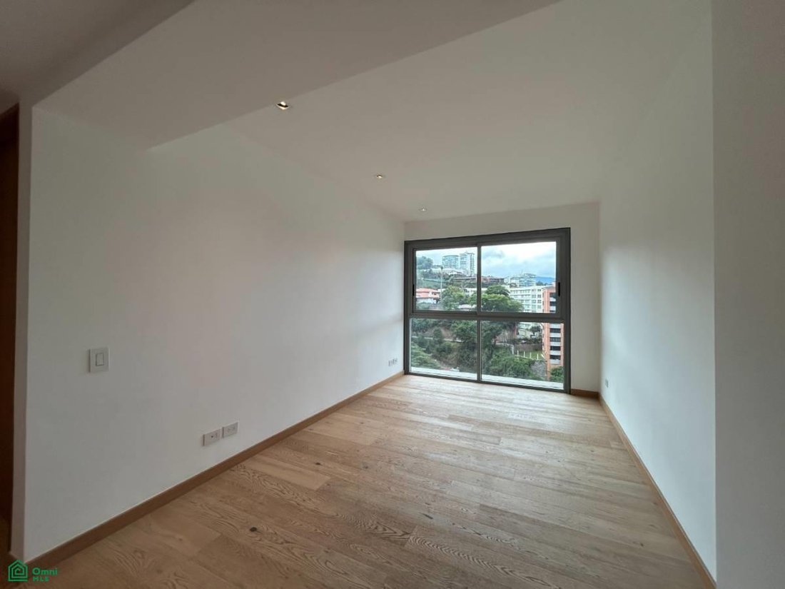 Condo in Caracas, Miranda, Venezuela 3 - 18079066