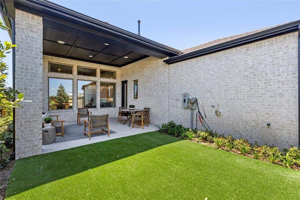 House in Crowley, Texas, United States 4 - 17899241
