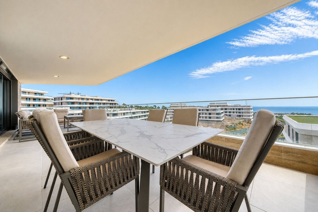 Apartment in Estepona, Andalusia, Spain 1 - 18582379